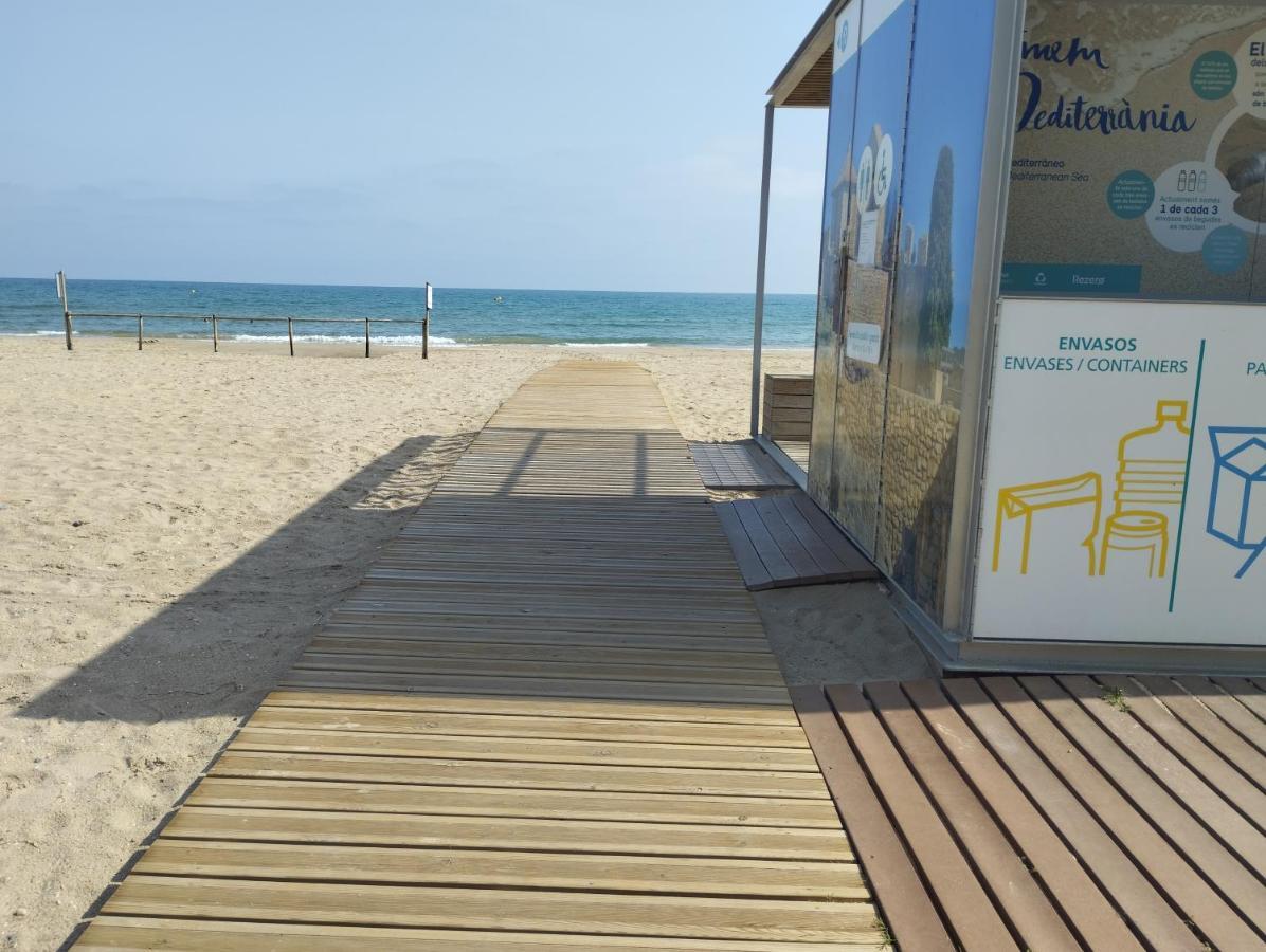 Atico Frente Al Mar Con Parking Para 5 Personas 카라펠 외부 사진